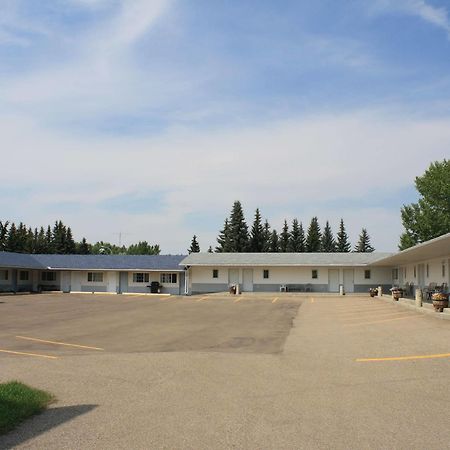 Lamplighter Inn Three Hills Екстер'єр фото